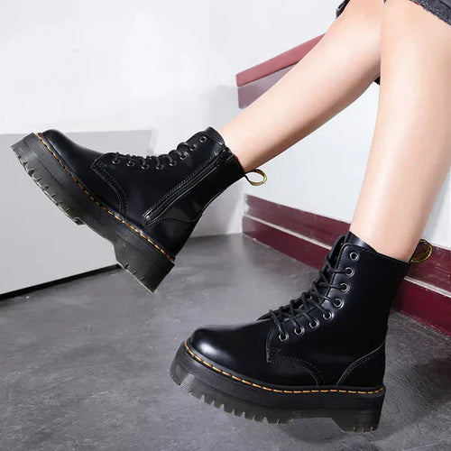Allison — Anfibi Combat Chunky con Lacci