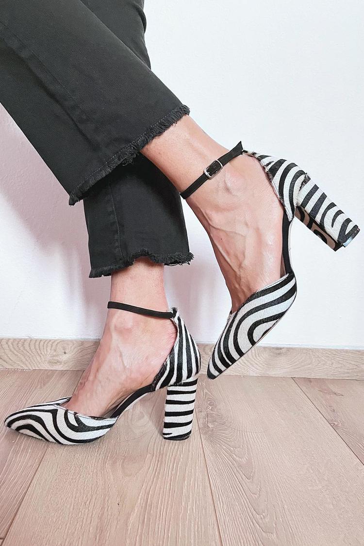 Zelara — Décolleté Stampa Zebra con Cinturino