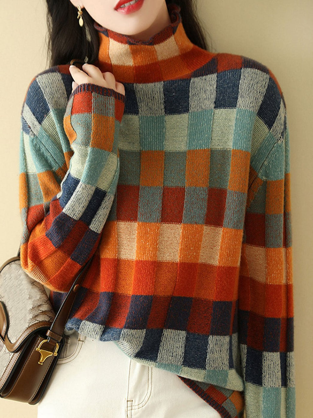 Caroline — Maglione Oversize a Collo Alto in Maglia Scozzese