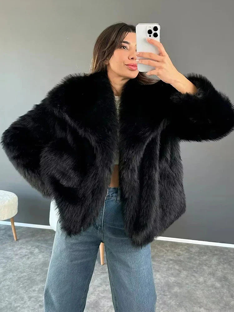 Agnese — Cappotto Luxe in Eco-Pelliccia