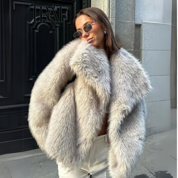 Agnese — Cappotto Luxe in Eco-Pelliccia
