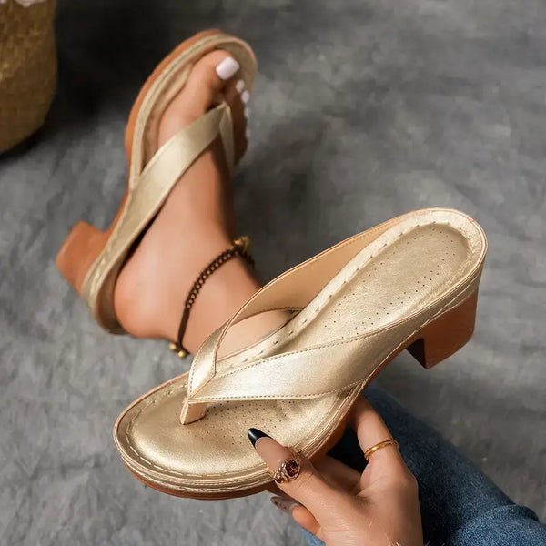 Harper — Sandali tra Eleganza e Comfort