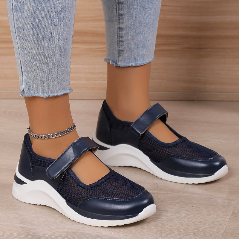 Carmen — Sneakers Comode